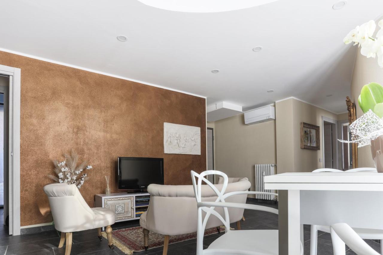 Elga'S Apartment - Your Charming Stay On Lake Orta Pettenasco Ngoại thất bức ảnh
