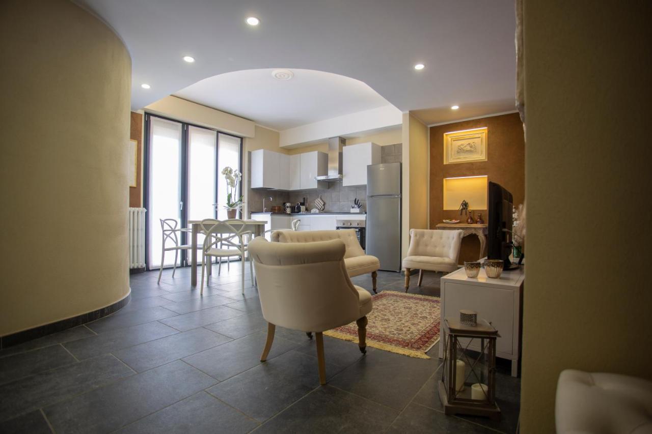 Elga'S Apartment - Your Charming Stay On Lake Orta Pettenasco Ngoại thất bức ảnh